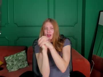 Tinnytiana Chaturbate stream image from March 10, 2026