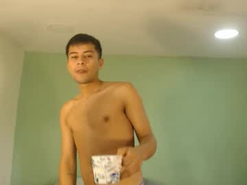 Danielitopapii Chaturbate stream image from March 10, 2026