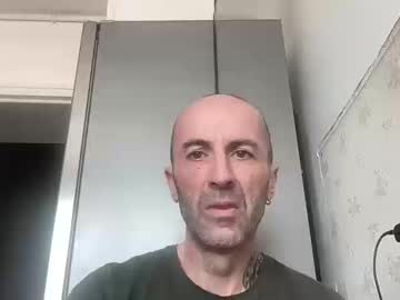 Bottfrench44 Chaturbate stream image from March 10, 2026