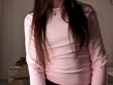 Realmissa17 Chaturbate stream image from March 10, 2026