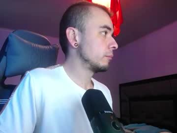 Alrevex Chaturbate stream image from March 10, 2026