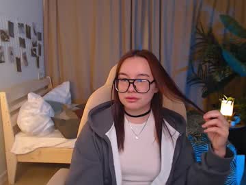 Estrella_Nouri Chaturbate stream image from March 10, 2026