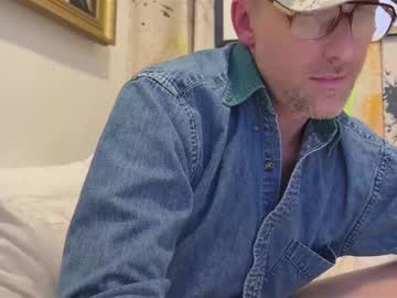 Stevengreenxl Chaturbate stream image from March 10, 2026