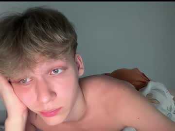Walterback Chaturbate stream image from March 10, 2026