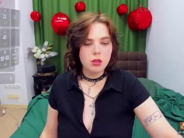 Giovannahot4u Chaturbate stream image from March 10, 2026