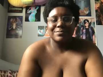 Zurilovee Chaturbate stream image from March 10, 2026