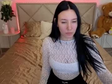 Nikkigoldx Chaturbate stream image from March 10, 2026