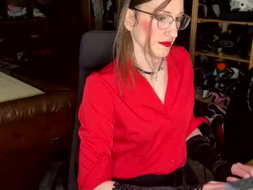 Queenariatloak Chaturbate stream image from March 10, 2026