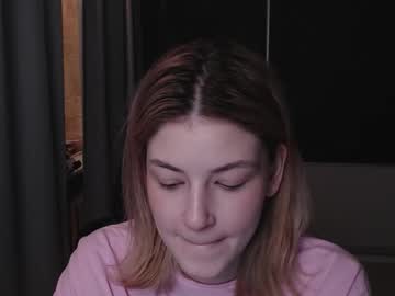 Sophiedaavis Chaturbate stream image from March 11, 2026