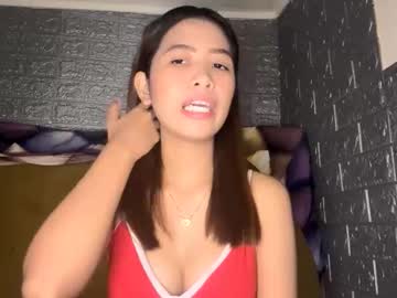 Larissaowca Chaturbate stream image from March 11, 2026