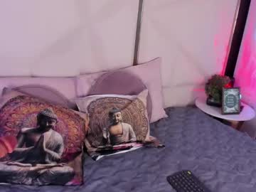 Inndrahot Chaturbate stream image from March 11, 2026