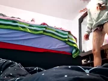 Luisdanielestrada25 Chaturbate stream image from March 11, 2026