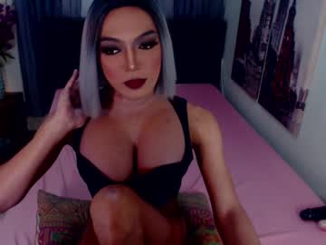 Emeraldshemales Chaturbate stream image from March 11, 2026