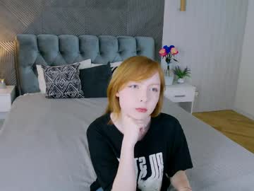 Cherrycrushlove Chaturbate stream image from March 11, 2026
