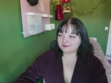 Mollykisses Chaturbate stream image from March 11, 2026