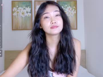 Pinkyblooom Chaturbate stream image from March 11, 2026