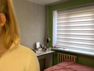 Sherleychamblin Chaturbate stream image from March 11, 2026