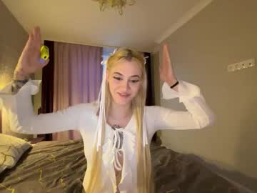 Homehousee Chaturbate stream image from March 11, 2026