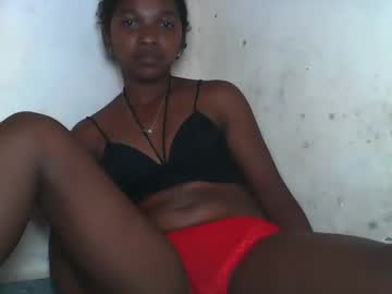 Mila_Lunah Chaturbate stream image from March 11, 2026