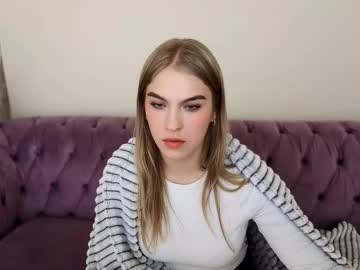 Alinalemon Chaturbate stream image from March 11, 2026