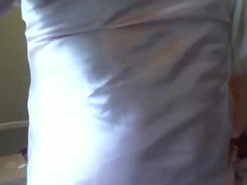 Kelliannegold Chaturbate stream image from March 11, 2026