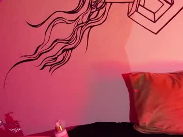Emi_Roberts Chaturbate stream image from March 11, 2026