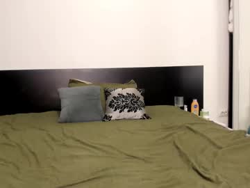 Evelynneshawn Chaturbate stream image from March 11, 2026