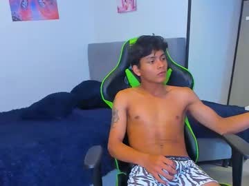 Paultallx Chaturbate stream image from March 12, 2026