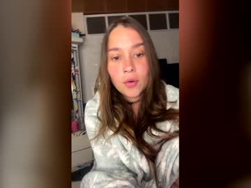 Kloelamaravilla18 Chaturbate stream image from March 12, 2026