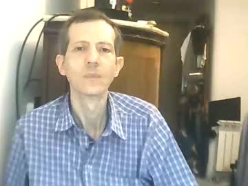 Lucianoaxel Chaturbate stream image from March 12, 2026