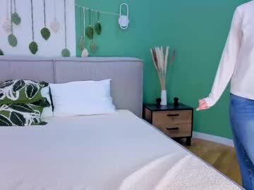 Cherrycrushlove Chaturbate stream image from March 12, 2026
