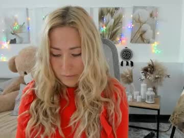 Astramonroe Chaturbate stream image from March 12, 2026