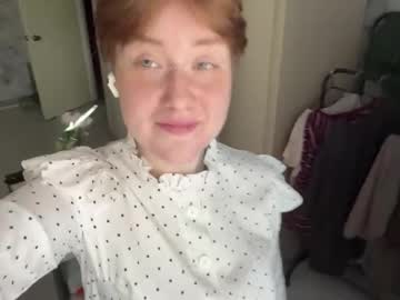 Alisiakapp Chaturbate stream image from March 12, 2026