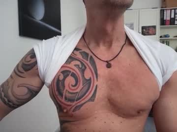 Hankmoody6 Chaturbate stream image from March 12, 2026