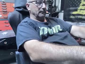 Wakesblowinclouds Chaturbate stream image from March 12, 2026
