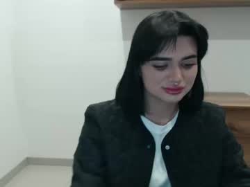 Ari_Cheerful Chaturbate stream image from March 12, 2026