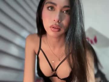 Avimiller Chaturbate stream image from March 12, 2026