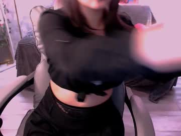 Daisybloomm Chaturbate stream image from March 12, 2026