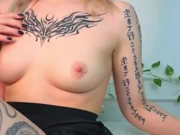 Yourscarlettdoll Chaturbate stream image from March 12, 2026