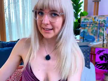 Allyelliot Chaturbate stream image from March 12, 2026