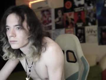 Lllattti Chaturbate stream image from March 12, 2026