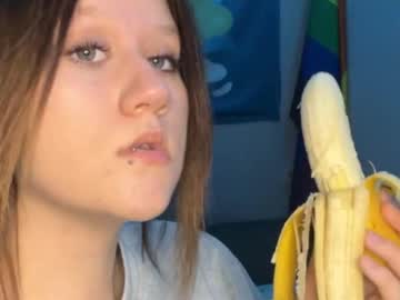 Ileana_Novak Chaturbate stream image from March 12, 2026