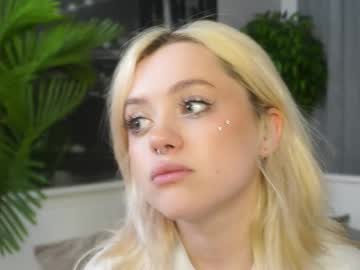 Lia_Milana Chaturbate stream image from March 12, 2026