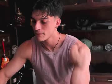 Alessio_Vale Chaturbate stream image from March 12, 2026