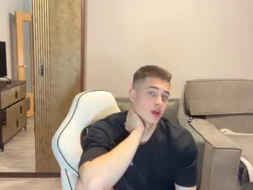 Ollyfunboy Chaturbate stream image from March 12, 2026