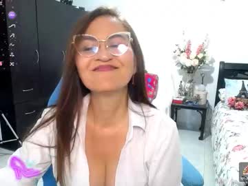 Bella_Ghisell Chaturbate stream image from March 12, 2026