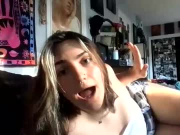 Katiespadebaby899217 Chaturbate stream image from March 12, 2026