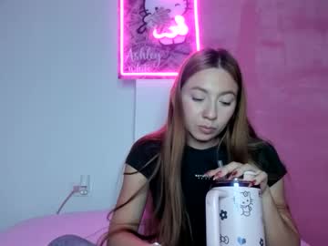 Sheandhex Chaturbate stream image from March 12, 2026