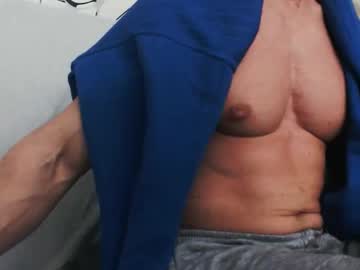 Mikeymax1 Chaturbate stream image from March 13, 2026