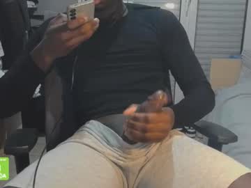 Doomdrag3 Chaturbate stream image from March 13, 2026